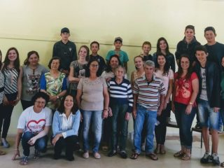 Escola Municipal João Alfredo Sachser trabalhando no resgate de histórias e valores.