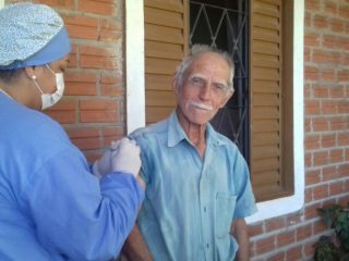 Vacinação contra a gripe contempla mais de 98% dos idosos em Ernestina